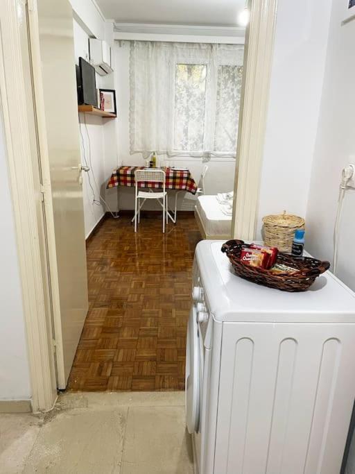 Cute And Quiet Apartment In The Center Of Athens Exterior photo